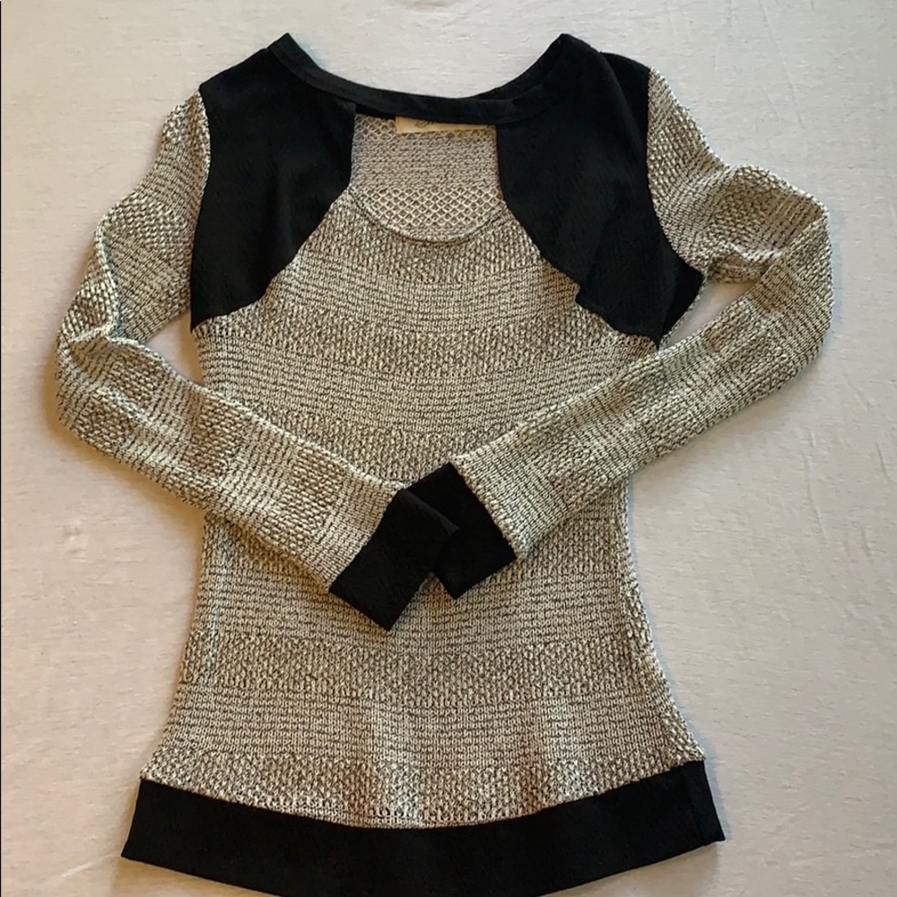 Long sleeve sweater